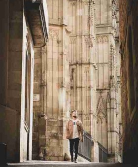 抖音成人版｜探索夜晚独白背后的真实欲望