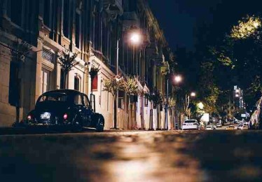 成人抖音｜探索夜晚独白背后的真实欲望